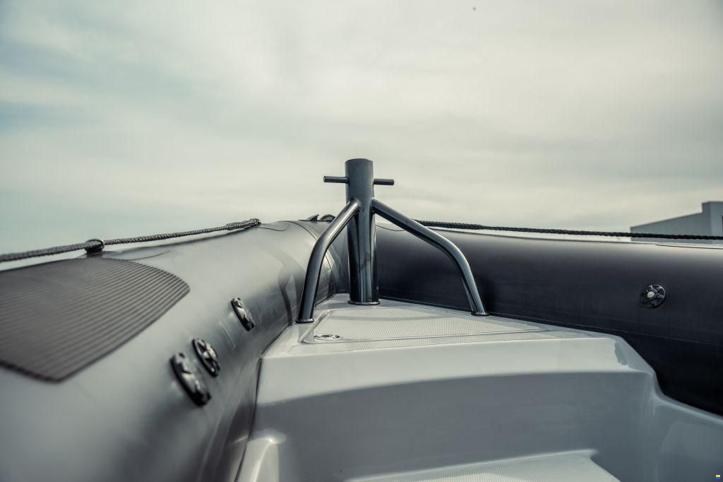 Gemini WR880 RIB