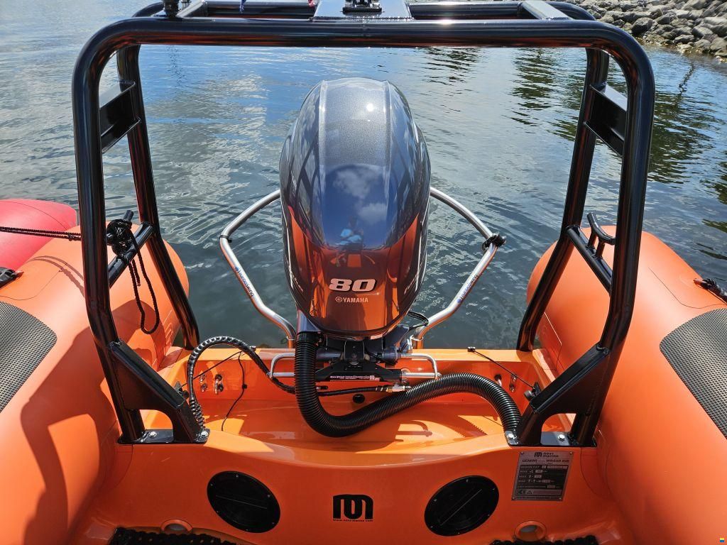 Gemini WR550 RIB