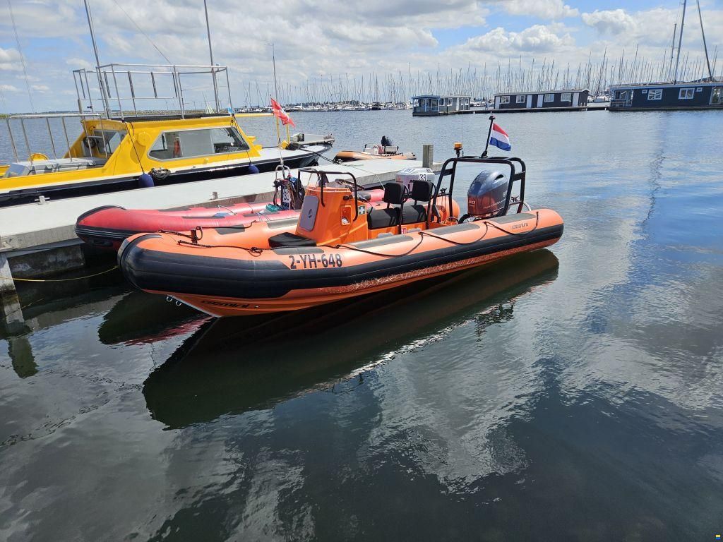 Gemini WR550 RIB