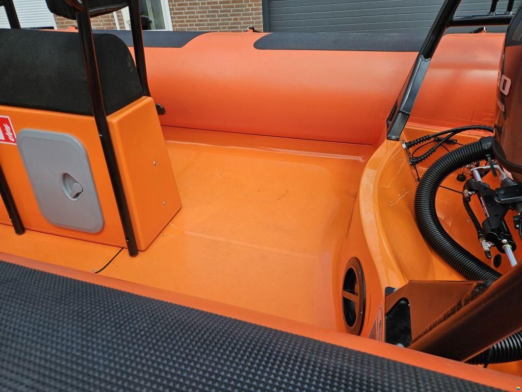 Gemini WR550 RIB