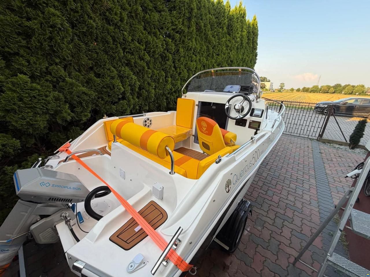 Quercus 500 Cabin