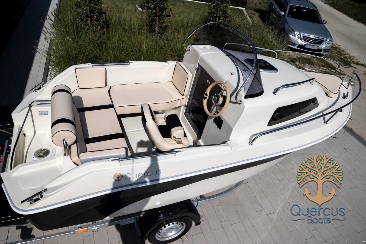 Quercus 500 Cabin