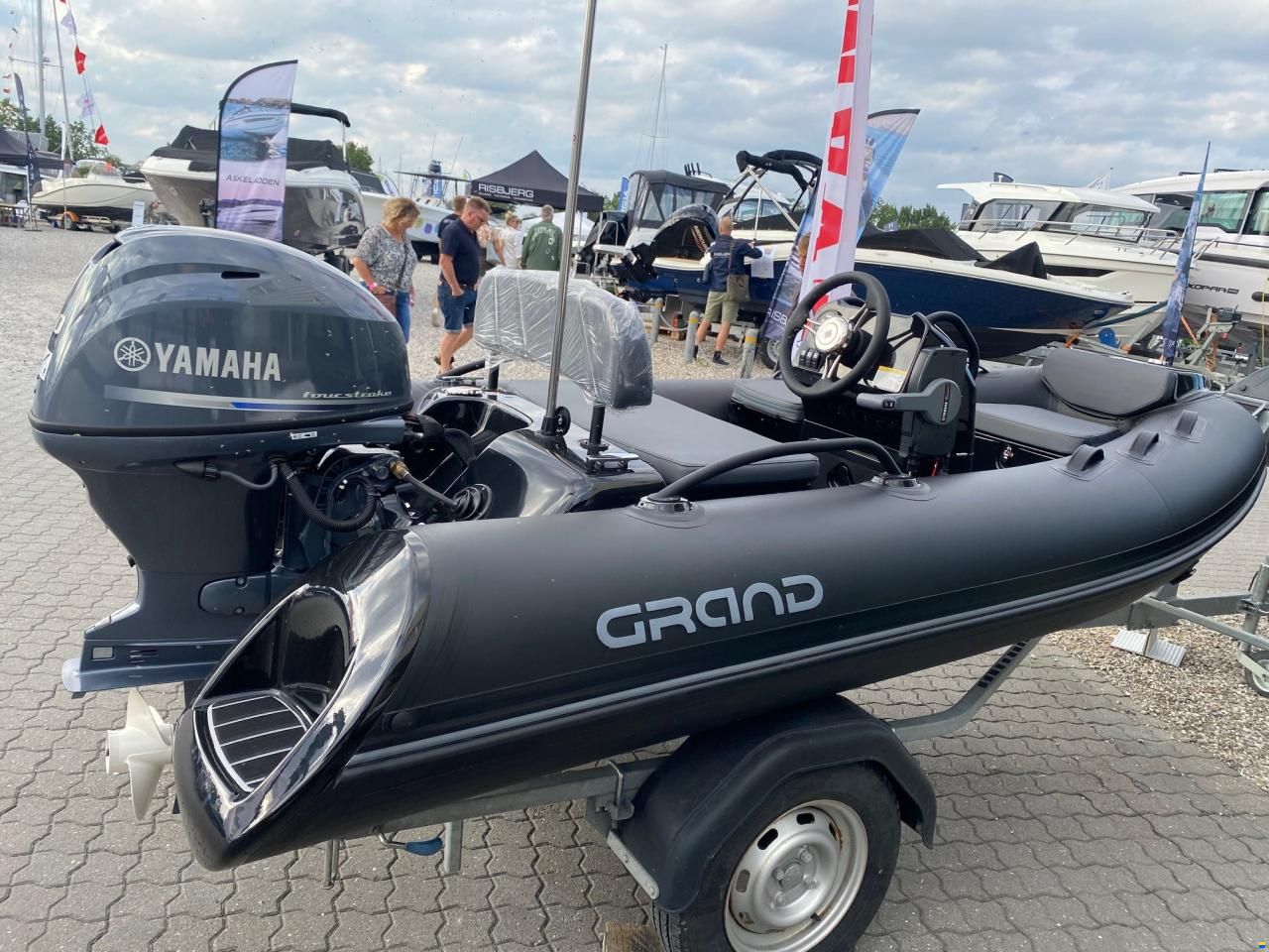 Grand G340