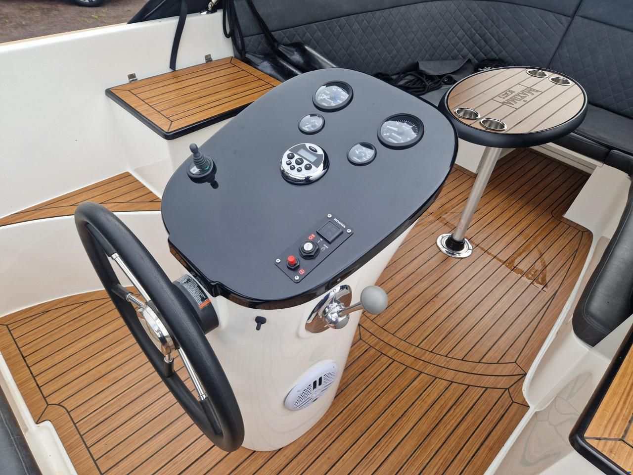 Maxima 720 Retro