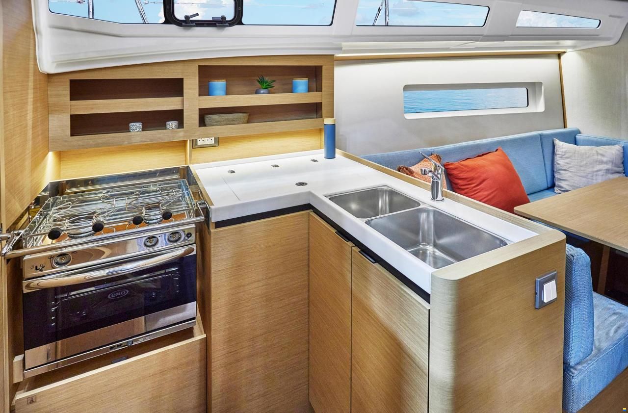 Jeanneau Sun Odyssey 380