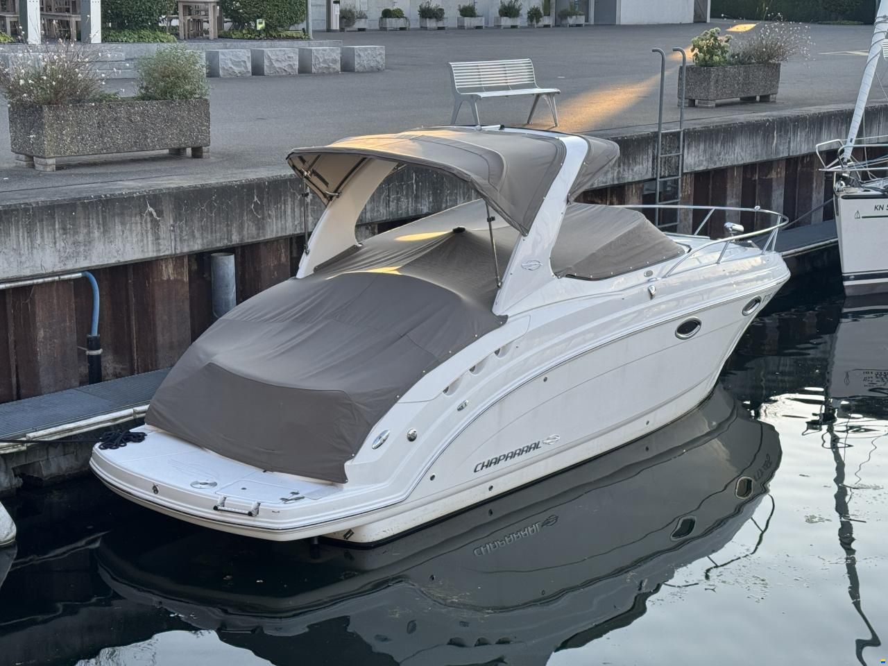 Chaparral 250/270 Signature