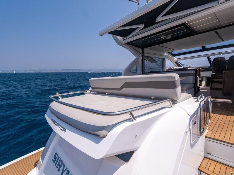 Sunseeker Predator 55 EVO