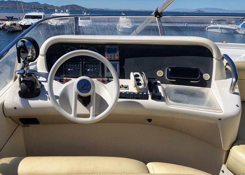 Azimut 55