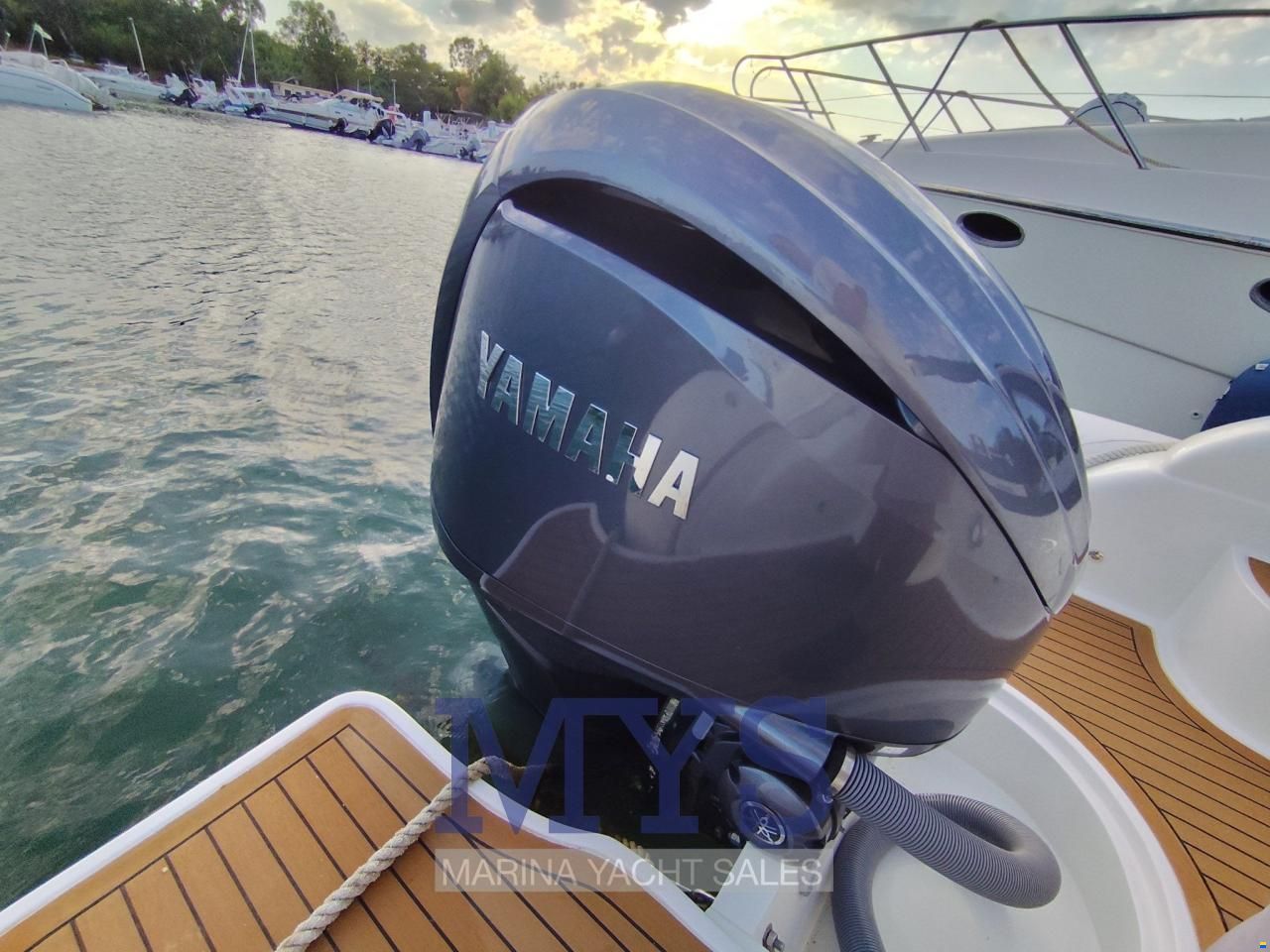 Almarine Maxi Rib Almar 820 S