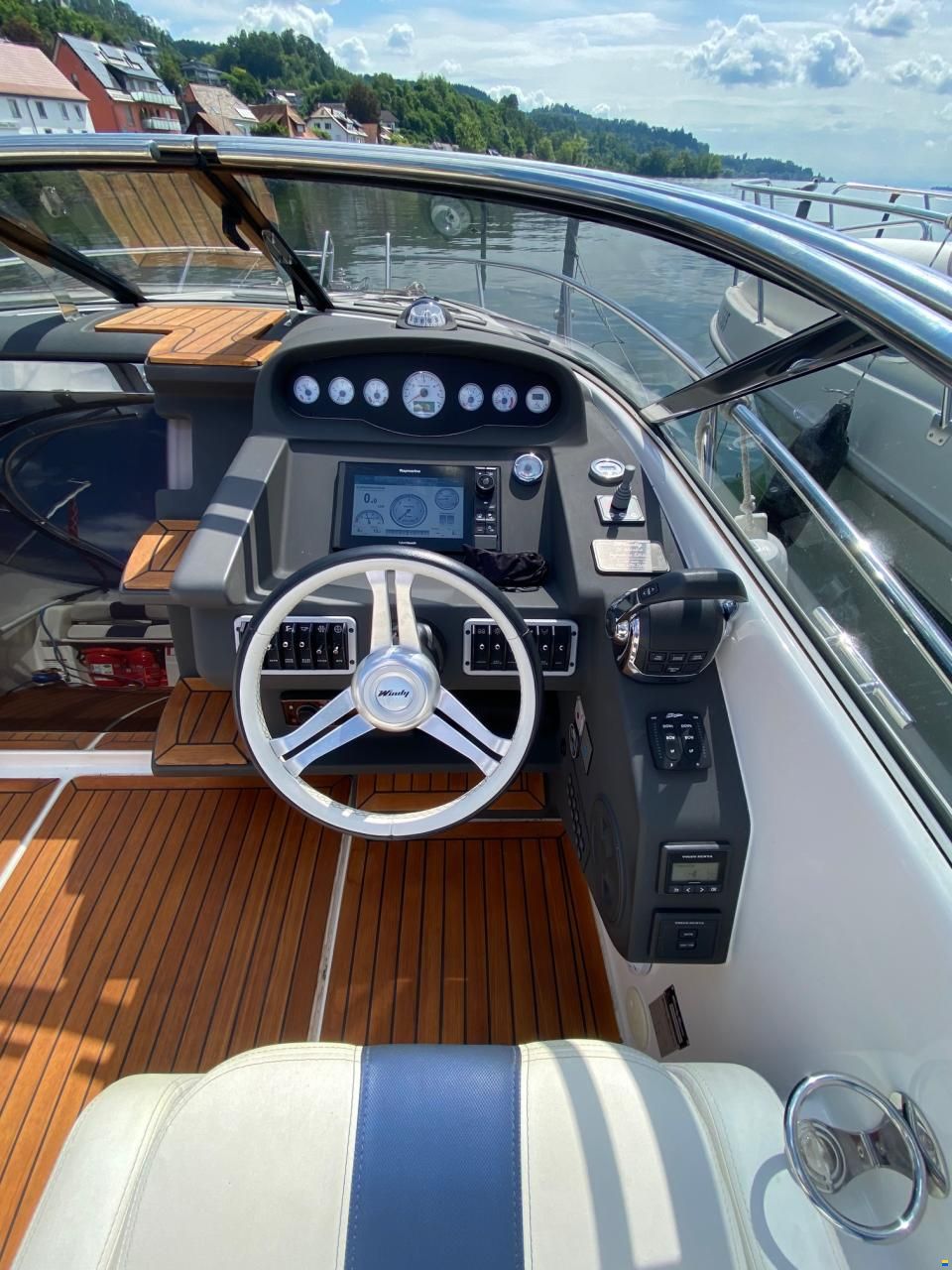 Windy Kharma 26 Signature Edition