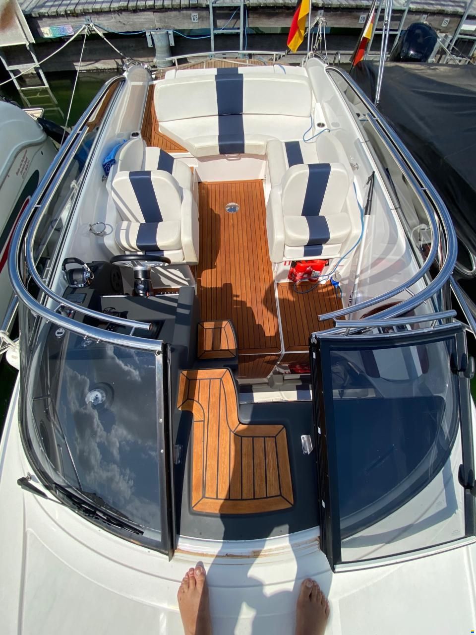 Windy Kharma 26 Signature Edition