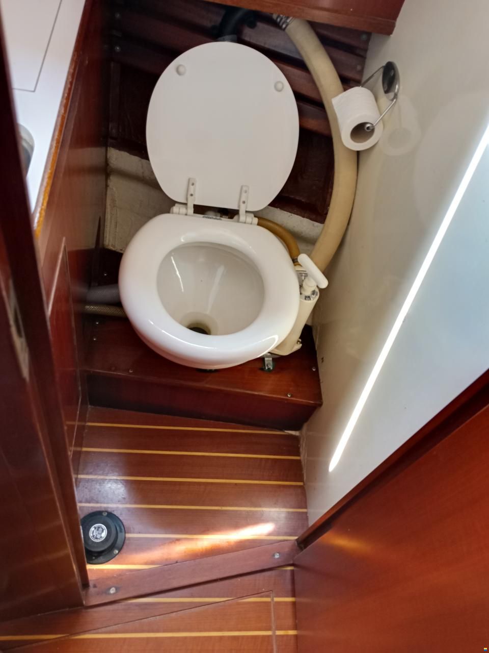 Van Dam Nordia 35