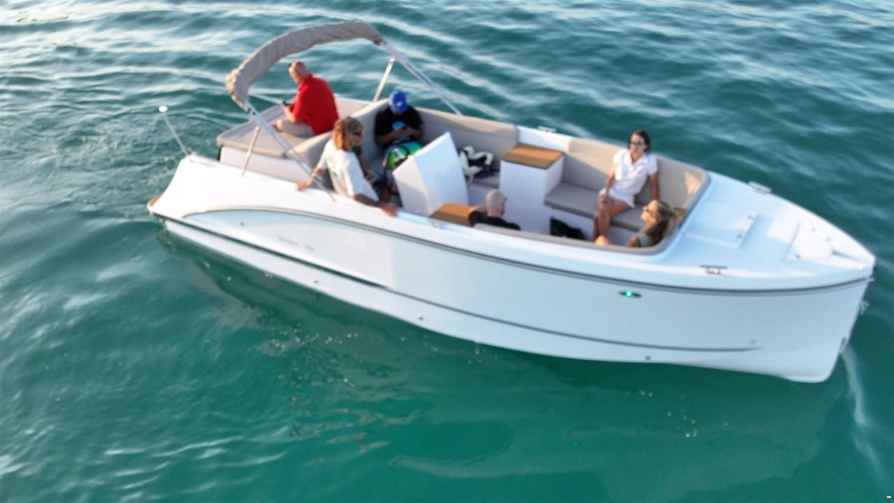 Maxima 740