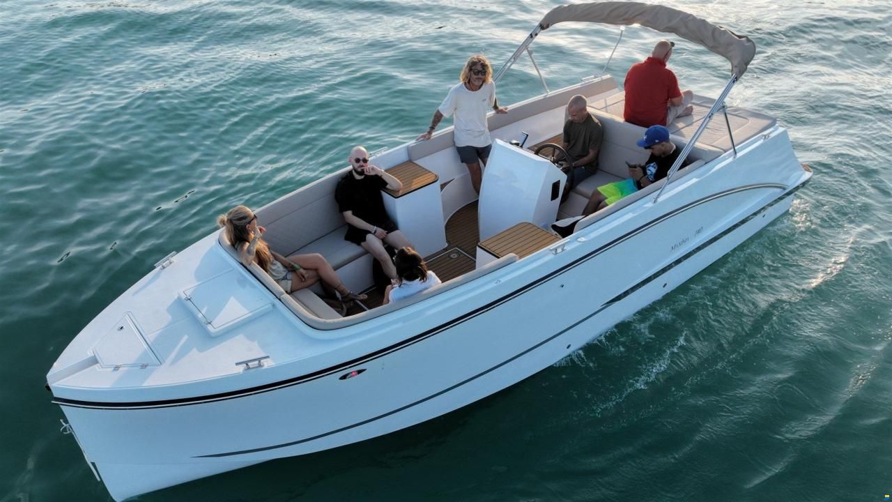 Maxima 740
