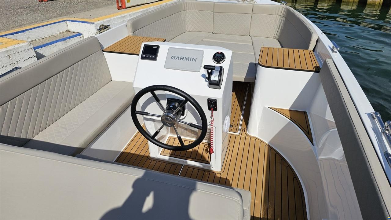 Maxima 740
