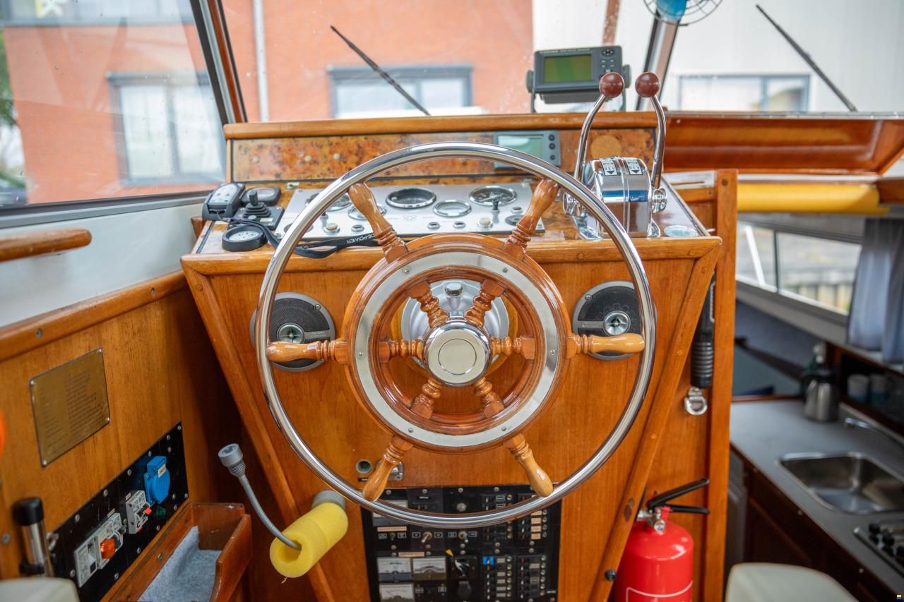 Amerglass 32 AK HT