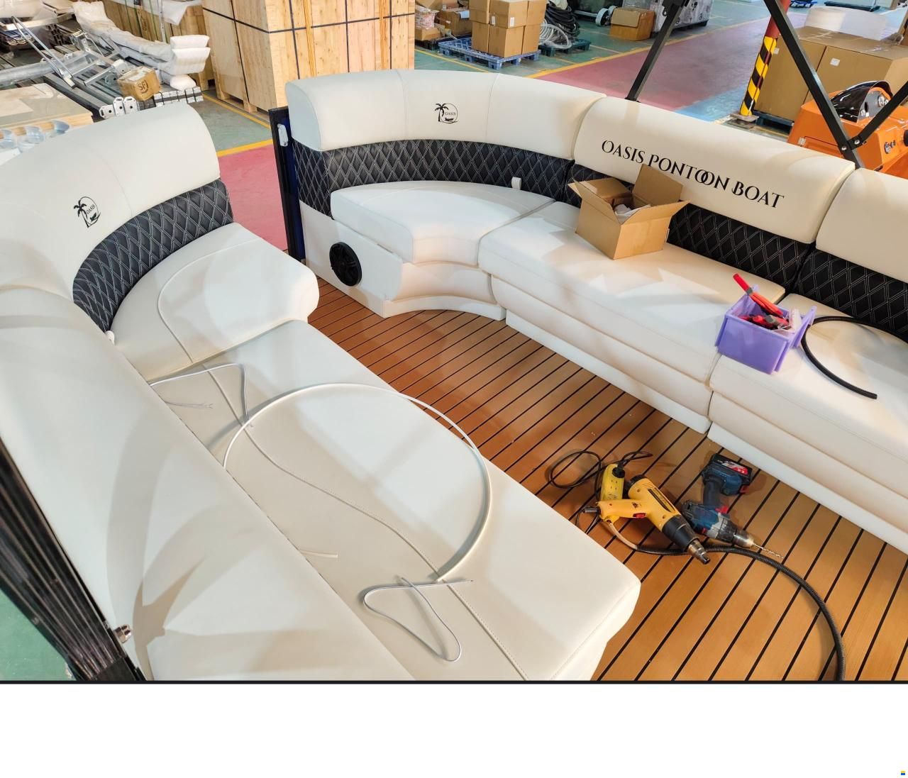 Oasis Barche Sagl Oasis - Relax 21