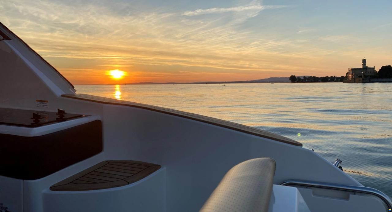 Sea Ray 320 DAE