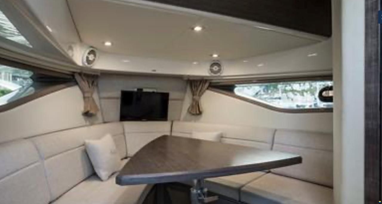 Sea Ray 320 DAE