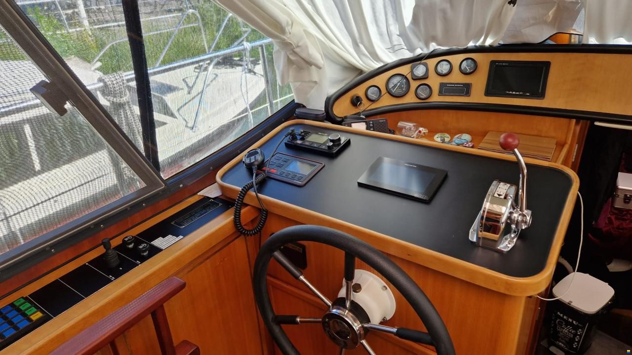 Linssen 34HT Royal