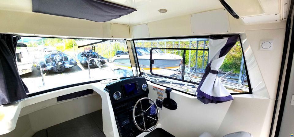 Quicksilver 625 Pilothouse