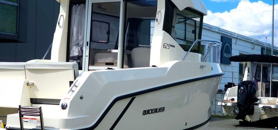 Quicksilver 625 Pilothouse