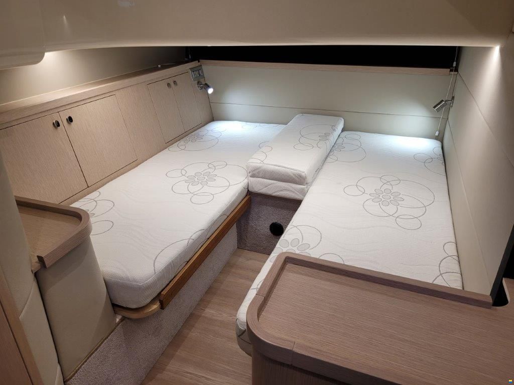 Focus Motor Yacht Power 44