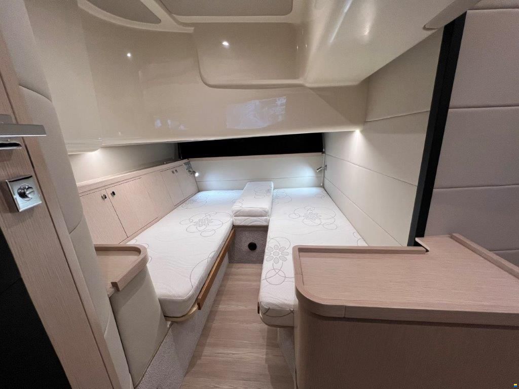 Focus Motor Yacht Power 44