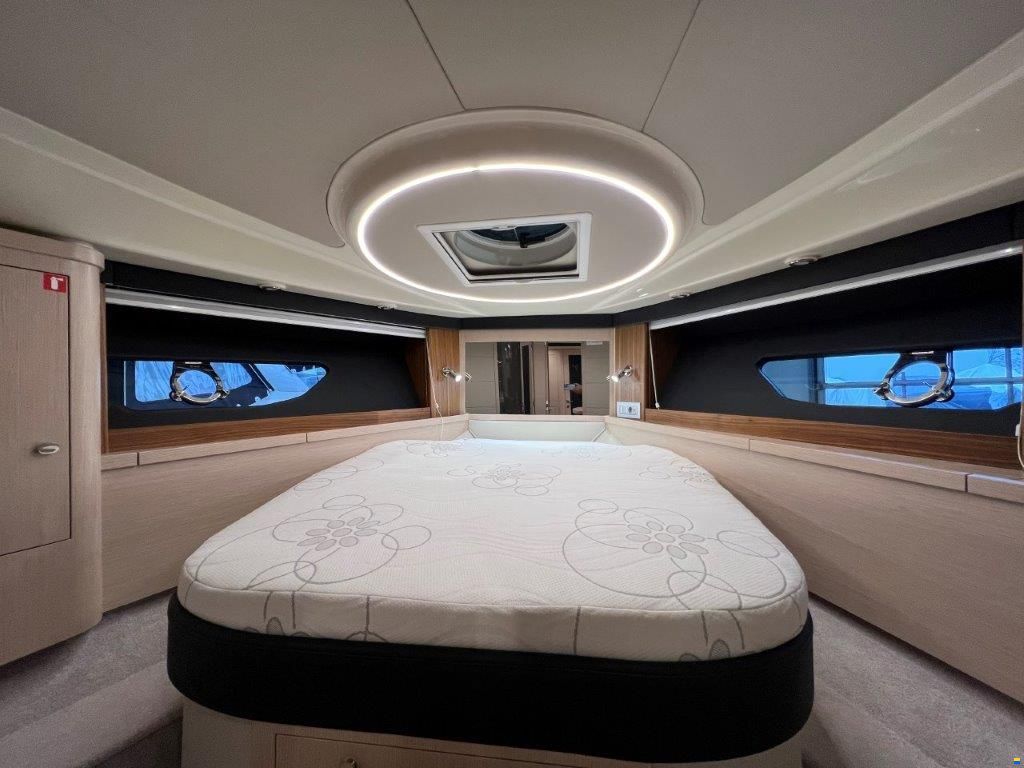 Focus Motor Yacht Power 44