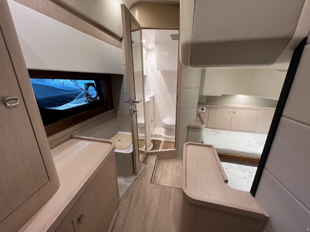 Focus Motor Yacht Power 44