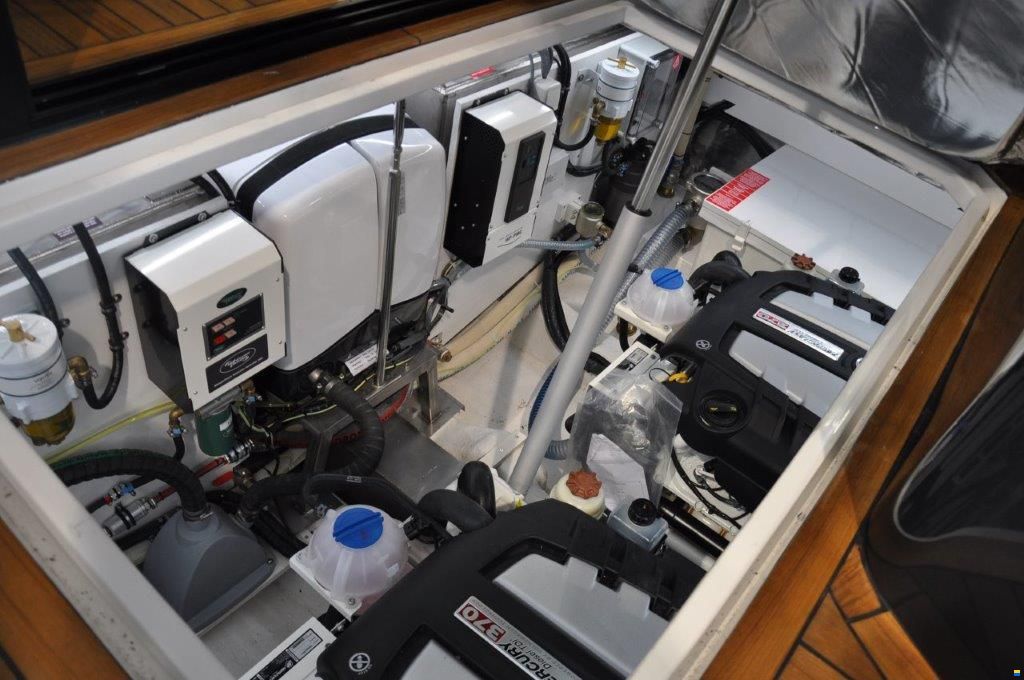 Focus Motor Yacht Power 44