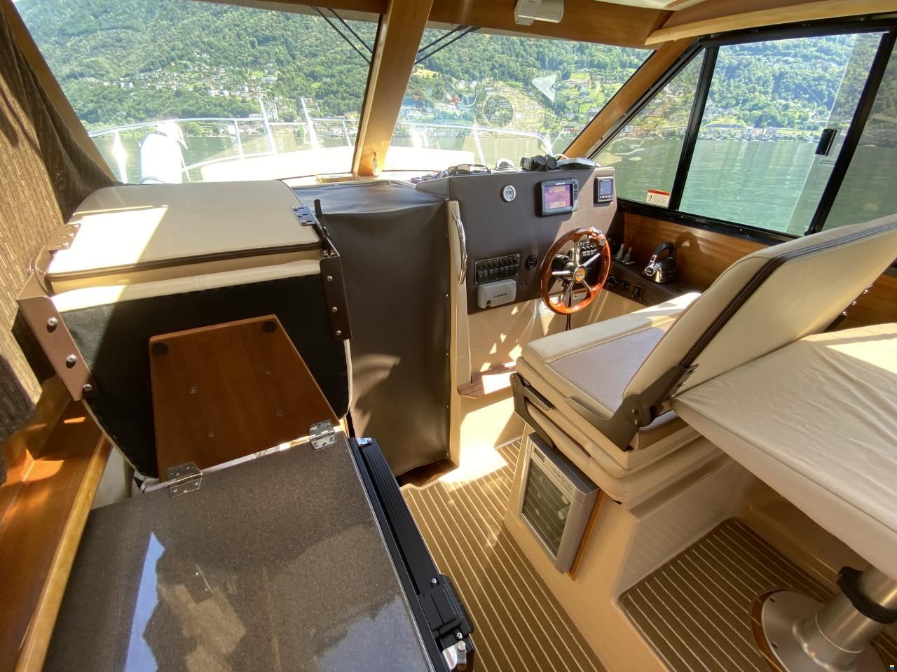 Cutwater C28