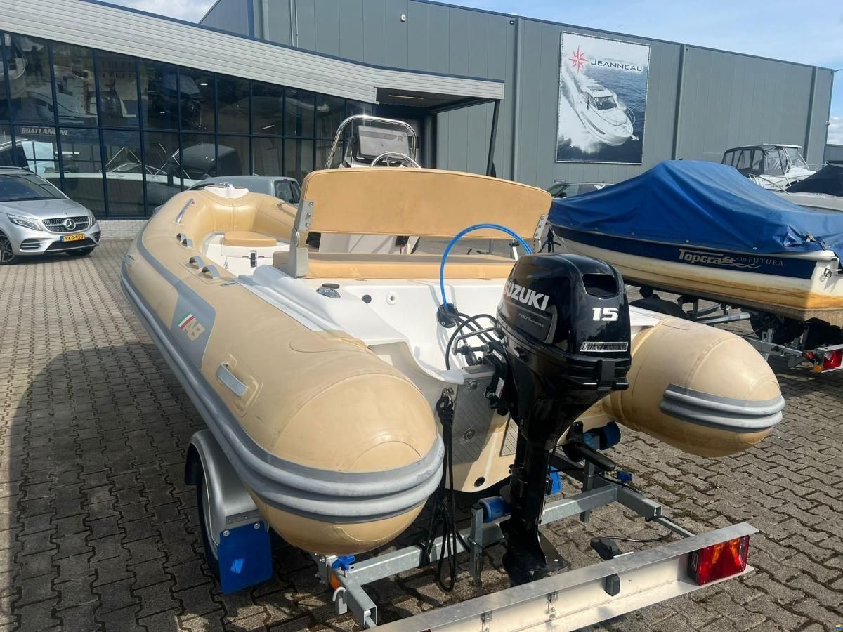 AB RIB 15 VST