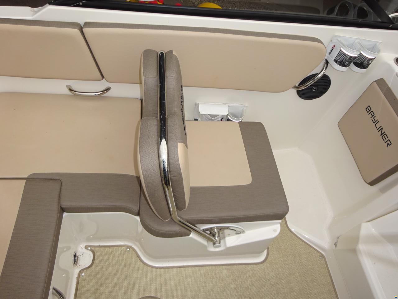 Bayliner VR 5 C