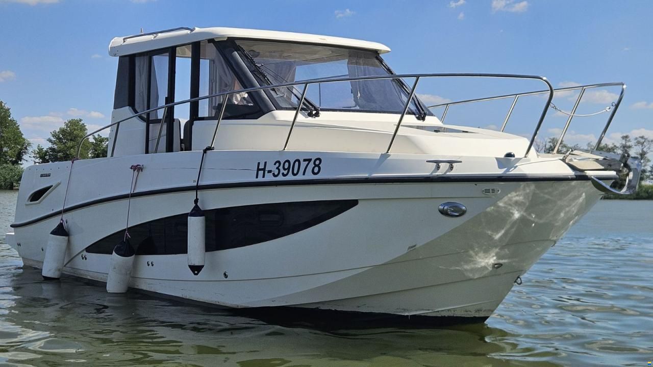 Quicksilver 855 Weekend