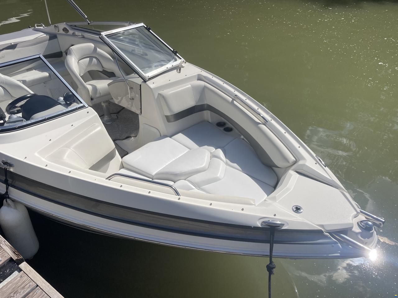 Larson 228 LXI