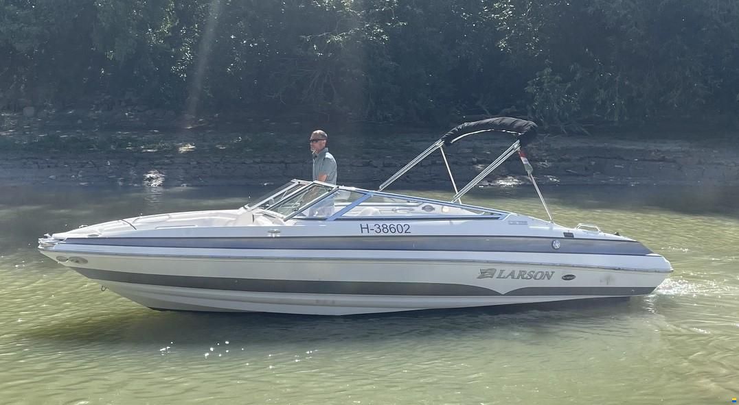 Larson 228 LXI