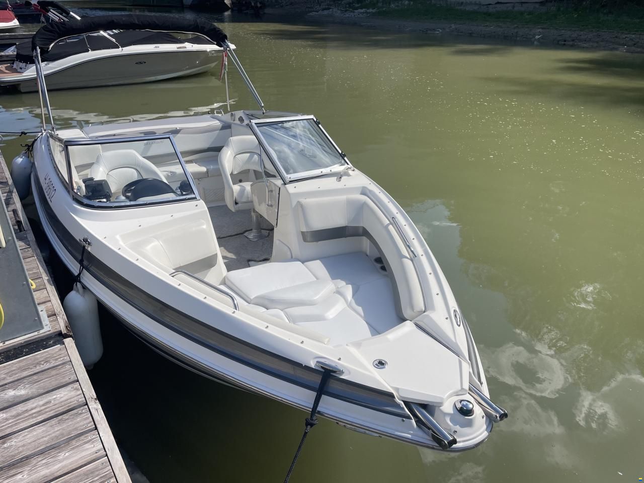 Larson 228 LXI
