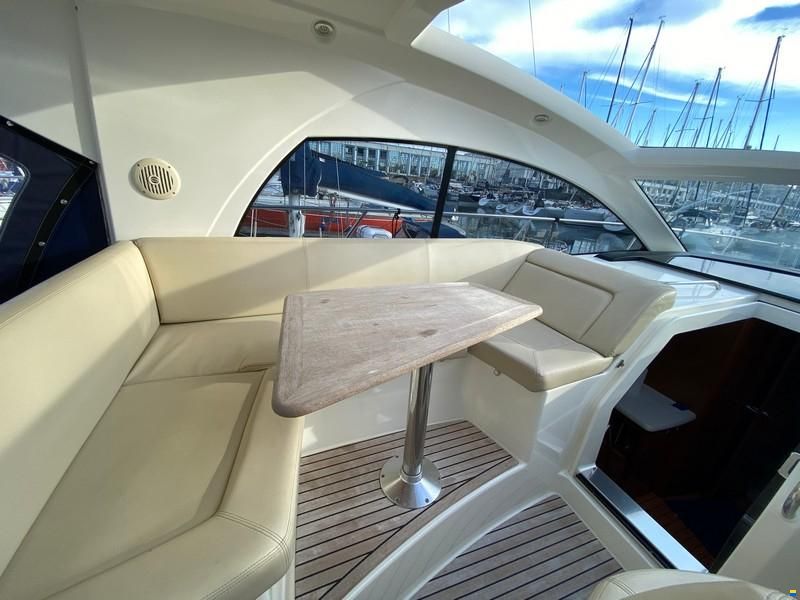 Prestige 38S