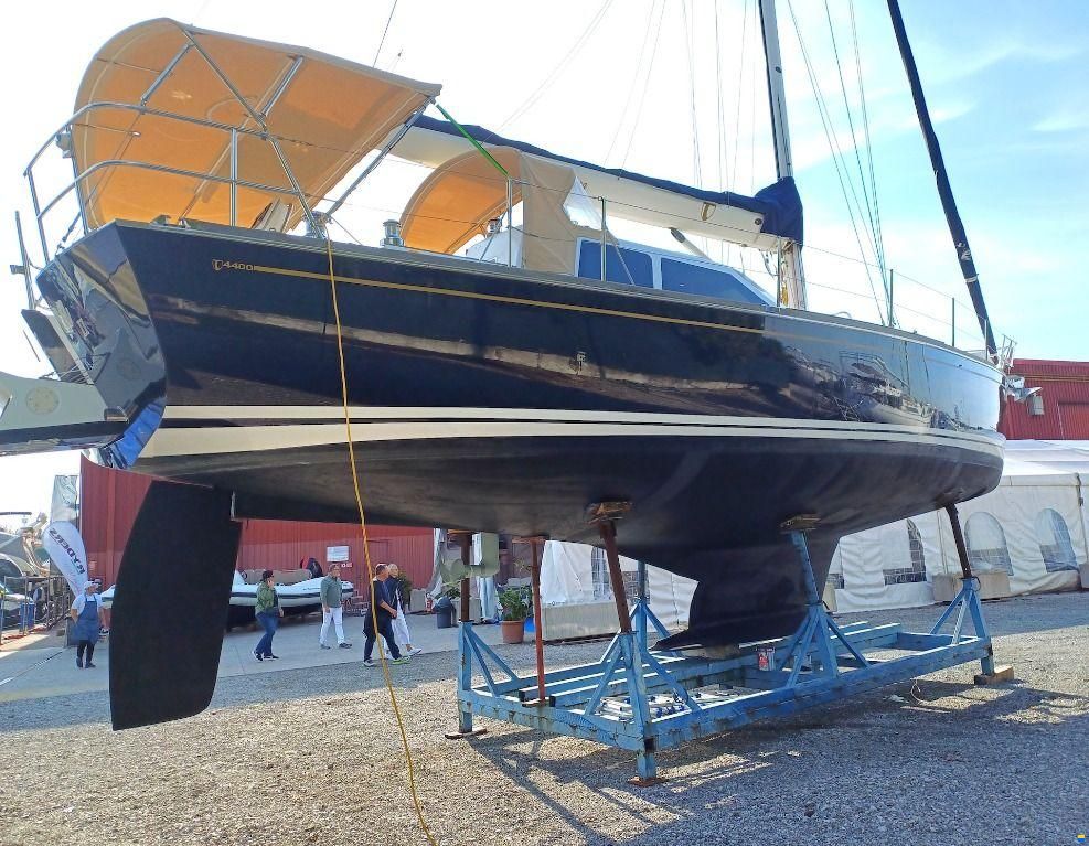 Tartan 4400