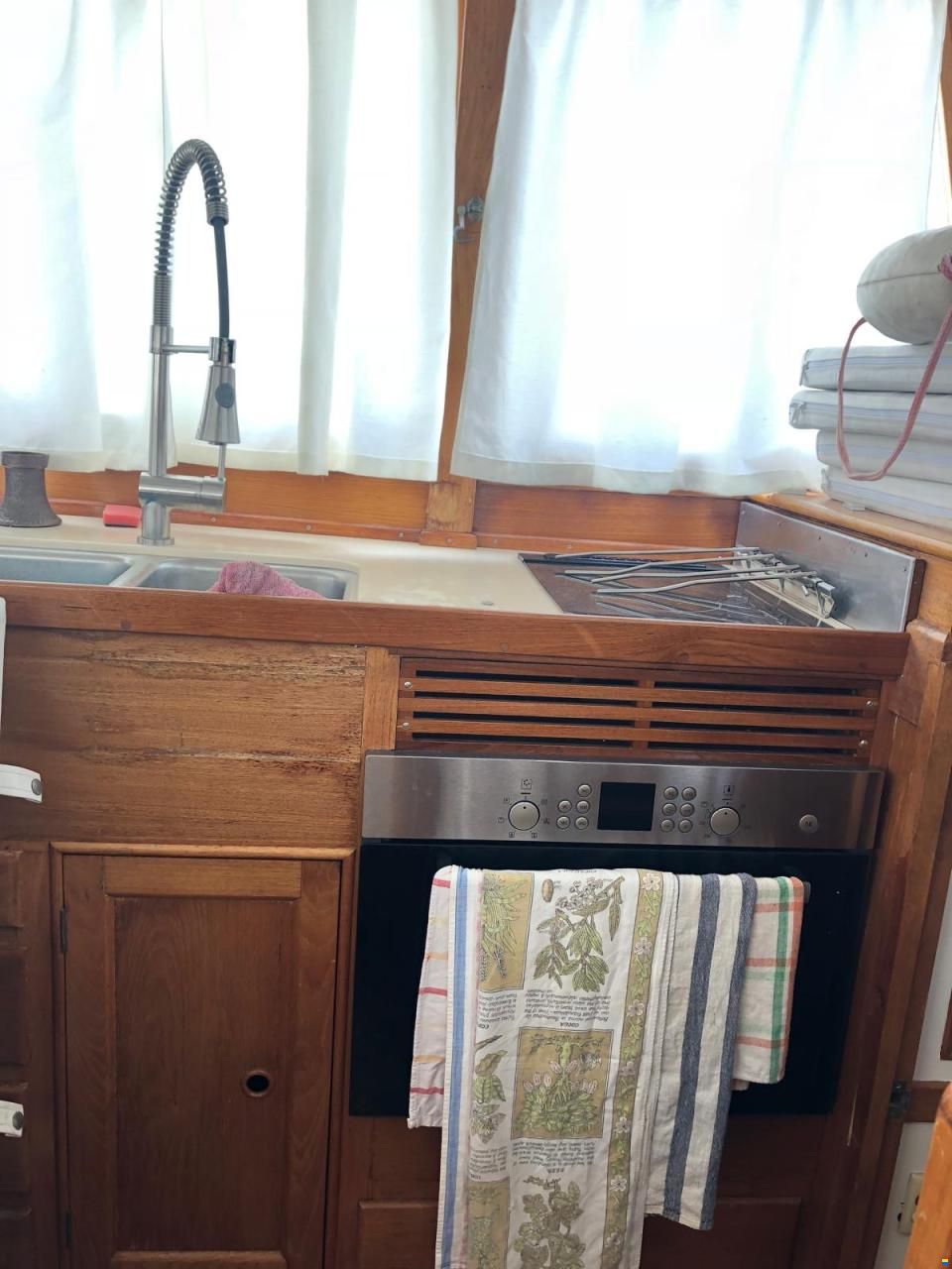 Grand Banks 42 classic