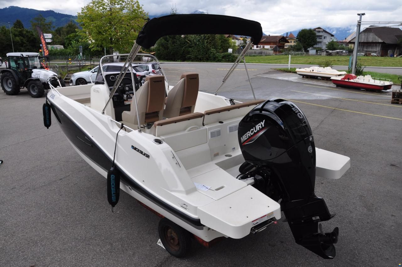 Quicksilver Activ 605 Open