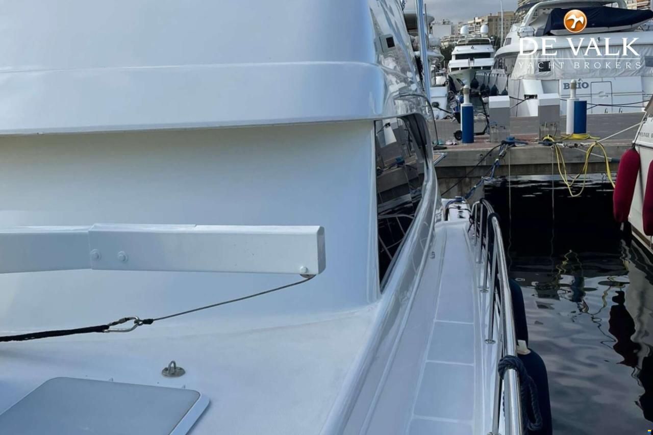 Riviera 58 Enclosed Flybridge