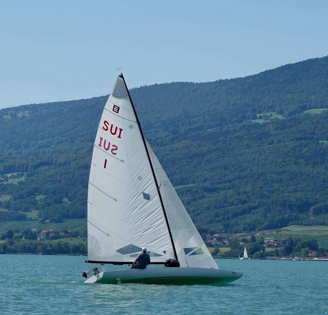 Melges e-Scow
