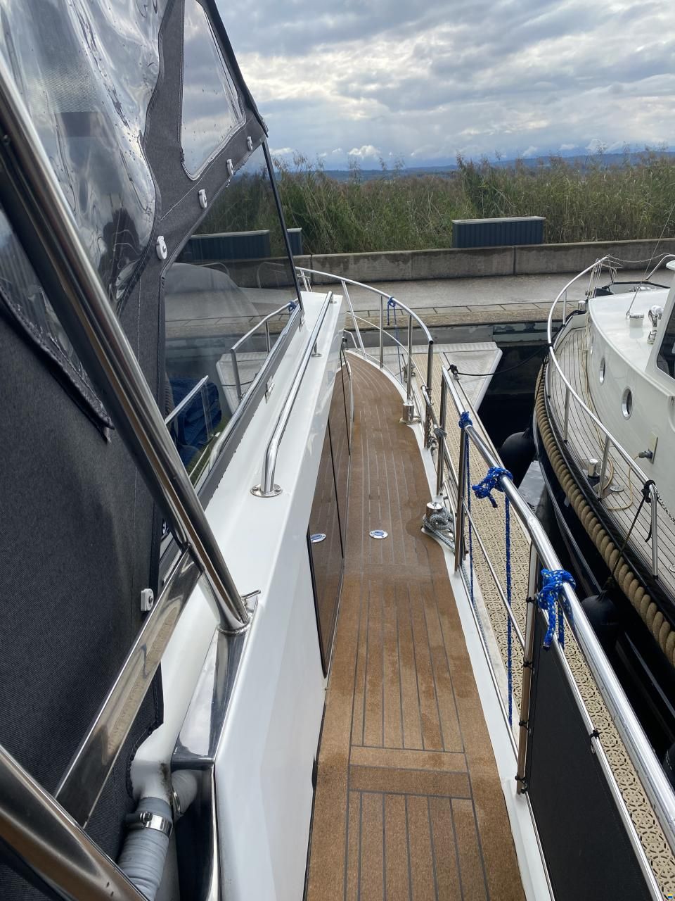 Vri-Jon Contessa 37R40s/CE