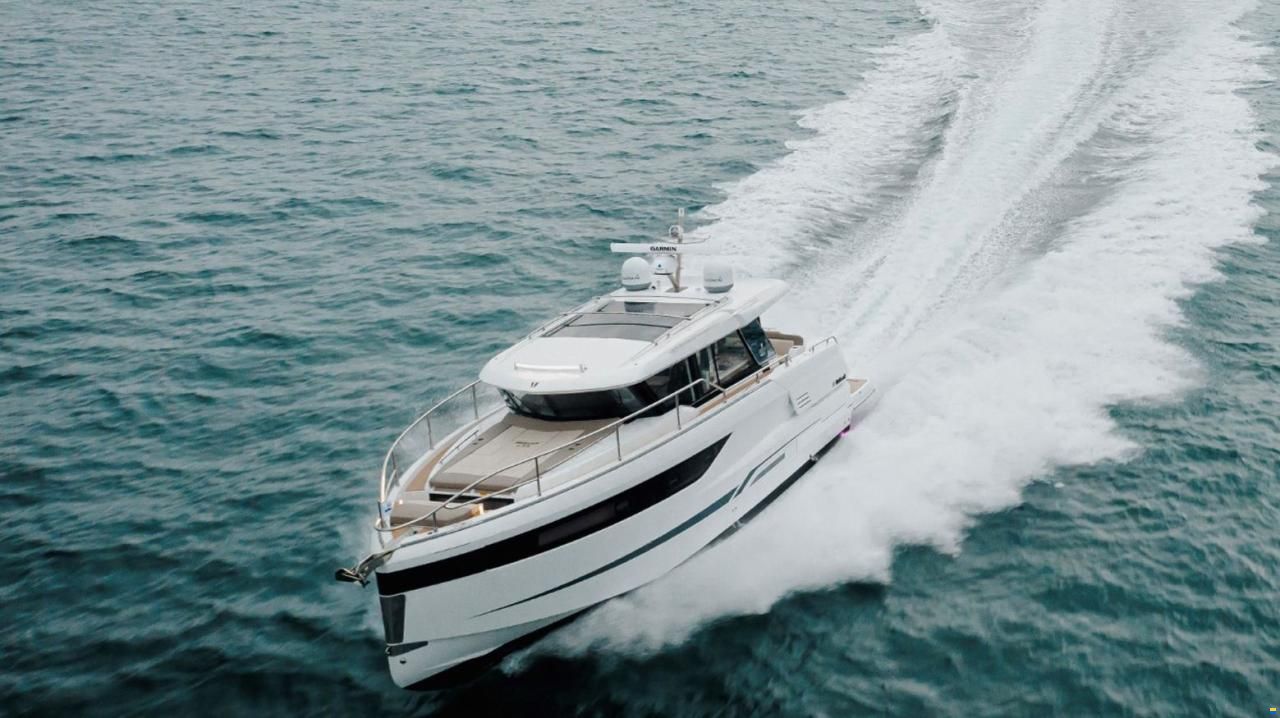 Wellcraft 44 Explorer