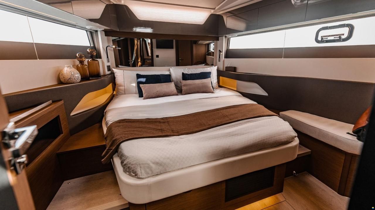 Wellcraft 44 Explorer