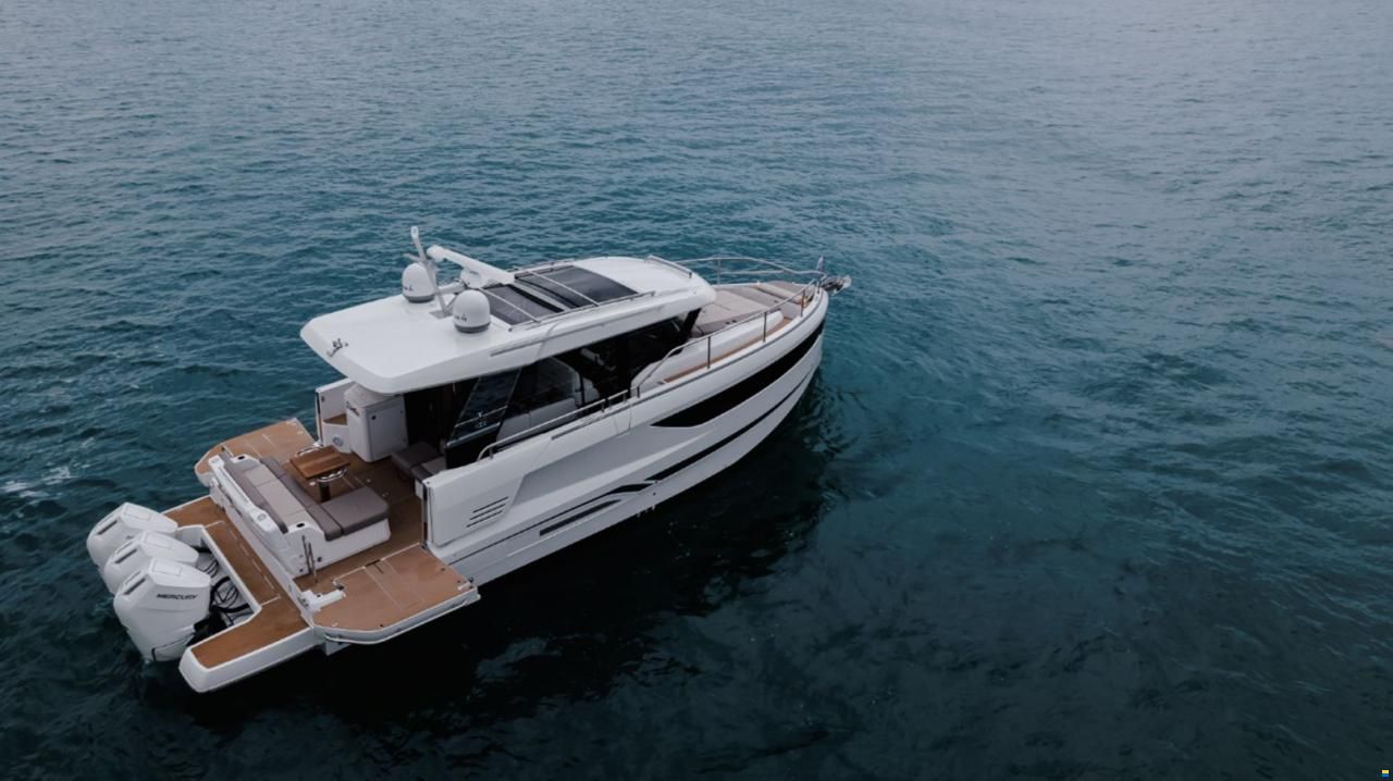 Wellcraft 44 Explorer