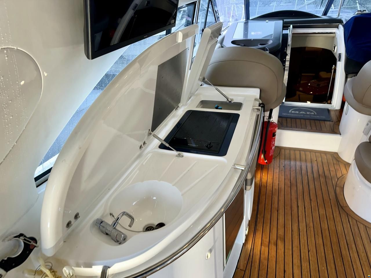 Sunseeker Predator 56 HT - PRICE REDUCTION