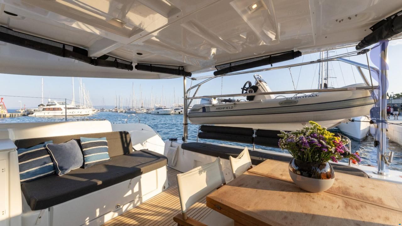 Lagoon 46